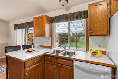 1010 Academy Street, Sumner, WA 98390 - Photo 16
