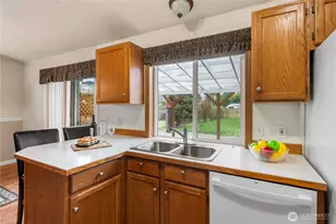 1010 Academy St, Sumner, WA 98390 - Photo 16