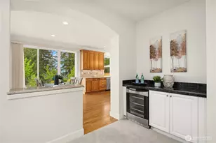 2446 279th Dr SE, Sammamish, WA 98075 - Photo 14