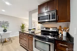 21305 48th Ave W, Mountlake Terrace, WA 98043 - Photo 10
