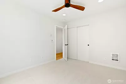 22503 70th Place W, Mountlake Terrace, WA 98043 - Photo 18