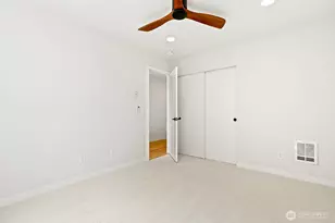 22503 70th Pl W, Mountlake Terrace, WA 98043 - Photo 18