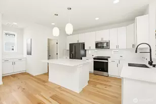22503 70th Pl W, Mountlake Terrace, WA 98043 - Photo 10