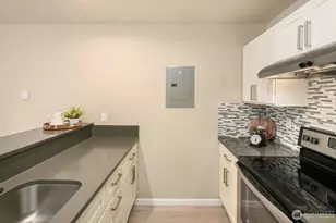 17431 Ambaum Blvd S, Seattle, WA 98148 - Photo 4