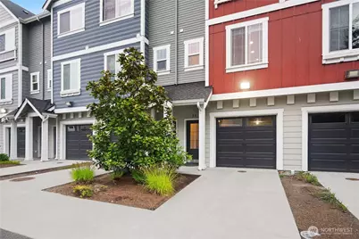 21317 48th Avenue W #E6, Mountlake Terrace, WA 98043 - Photo 2