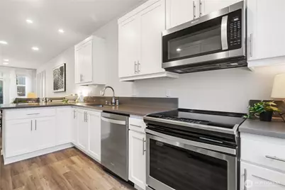 21317 48th Avenue W #E6, Mountlake Terrace, WA 98043 - Photo 14