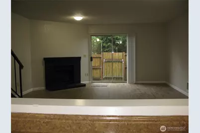 710 10th Street NE #D, Auburn, WA 98002 - Photo 8
