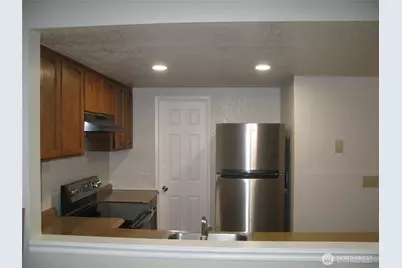 710 10th Street NE #D, Auburn, WA 98002 - Photo 4