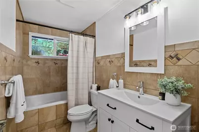8201 172nd Avenue NE, Redmond, WA 98052 - Photo 22