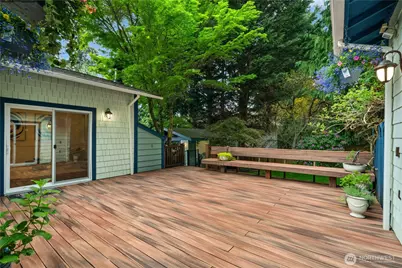 8201 172nd Avenue NE, Redmond, WA 98052 - Photo 30