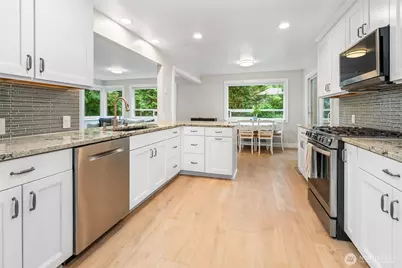 18104 NE 196th Street, Woodinville, WA 98077 - Photo 14