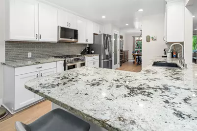 18104 NE 196th Street, Woodinville, WA 98077 - Photo 10