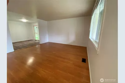 2822 College Street SE, Lacey, WA 98503 - Photo 6
