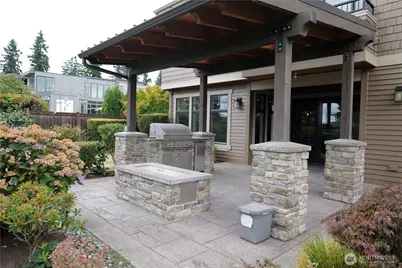 9723 NE 13th Street, Clyde Hill, WA 98004 - Photo 22