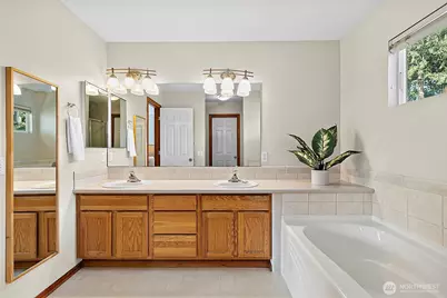 24104 231st Place SE, Maple Valley, WA 98038 - Photo 24