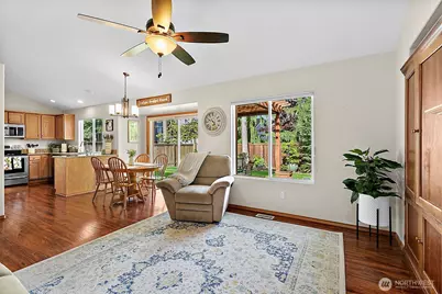 24104 231st Place SE, Maple Valley, WA 98038 - Photo 10