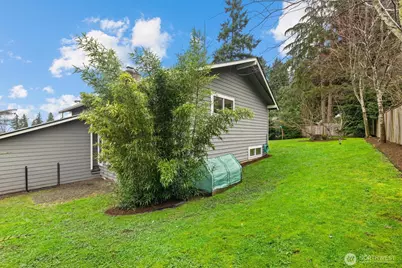 15919 NE 84th Avenue NE, Kenmore, WA 98028 - Photo 34