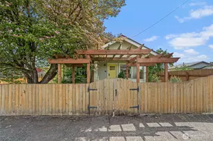505 W Young St, Elma, WA 98541 - Photo 2