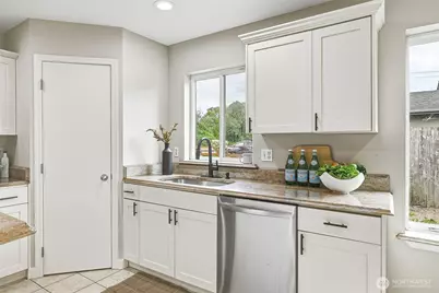 134 5th Avenue SE, Pacific, WA 98047 - Photo 10