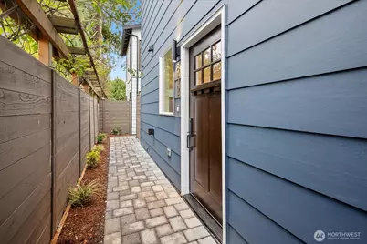 832 S Sullivan Street, Seattle, WA 98108 - Photo 1