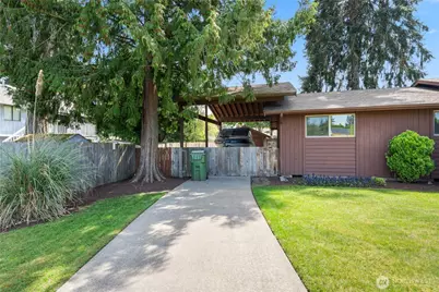 9724 58th Street Ct W, University Place, WA 98467 - Photo 4