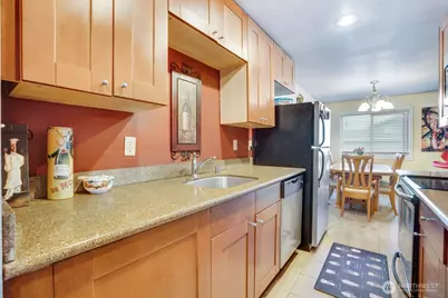 4525 S Henderson Street #302, Seattle, WA 98118 - Photo 10