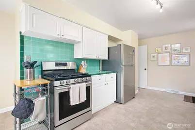 2503 S Edmunds Street, Seattle, WA 98108 - Photo 10