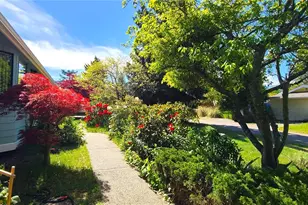 243 Dungeness Meadows, Sequim, WA 98382 - Photo 2