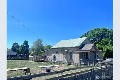 616 4th Street, Oroville, WA 98844 - Photo 2