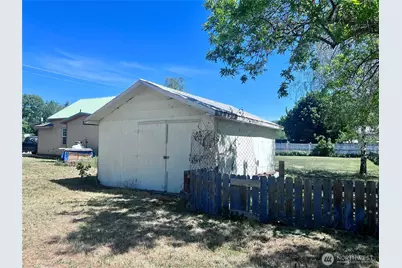 616 4th Street, Oroville, WA 98844 - Photo 18