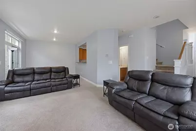 13000 Admiralty Way #J101, Everett, WA 98204 - Photo 6