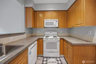 13000 Admiralty Way, Everett, WA 98204 - Photo 14