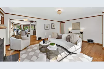 3245 45th Avenue SW, Seattle, WA 98116 - Photo 6