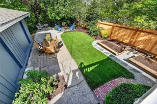 3245 45th Ave SW, Seattle, WA 98116 - Photo 12
