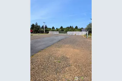 235 Marine View Drive SW SW, Ocean Shores, WA 98569 - Photo 2