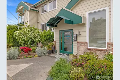 603 7th Avenue N #A204, Edmonds, WA 98020 - Photo 2