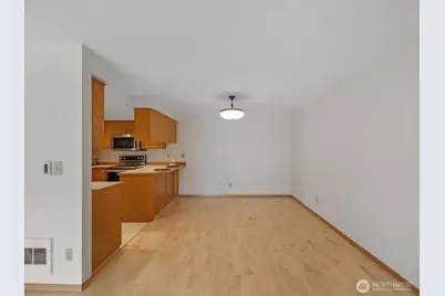 603 7th Avenue N #A204, Edmonds, WA 98020 - Photo 8