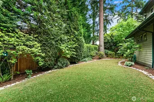 2112 104th Pl SE, Bellevue, WA 98004 - Photo 36
