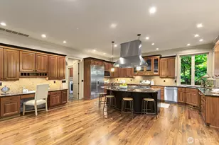 2112 104th Pl SE, Bellevue, WA 98004 - Photo 12