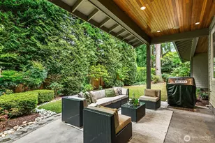 2112 104th Pl SE, Bellevue, WA 98004 - Photo 34