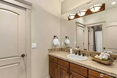 2112 104th Place SE, Bellevue, WA 98004 - Photo 32