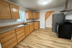 1009 W 1st St, Aberdeen, WA 98520 - Photo 4