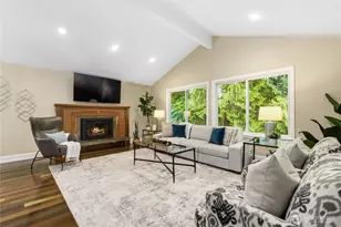 20218 108th Ave NE, Bothell, WA 98011 - Photo 4