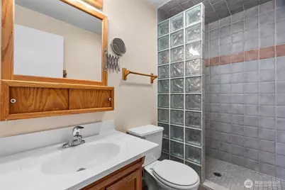 1122 39th Court SE, Tumwater, WA 98501 - Photo 22
