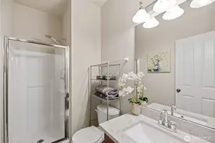 1047 215th Pl SE, Bothell, WA 98021 - Photo 10