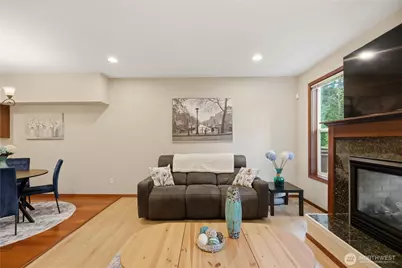1047 215th Place SE, Bothell, WA 98021 - Photo 4