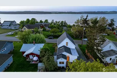 205 NE 9th Street, Coupeville, WA 98239 - Photo 38