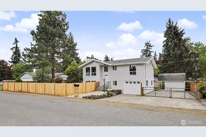 16823 15th Avenue E, Spanaway, WA 98387 - Photo 2