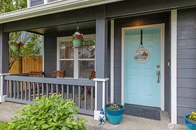16076 Lakeview Avenue SE, Monroe, WA 98272 - Photo 2