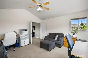 33 Zermatt Ct, Camano Island, WA 98282 - Photo 26
